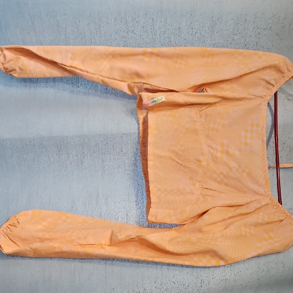 Maui and Sons‎ Peach Long Sleeve Crop Top